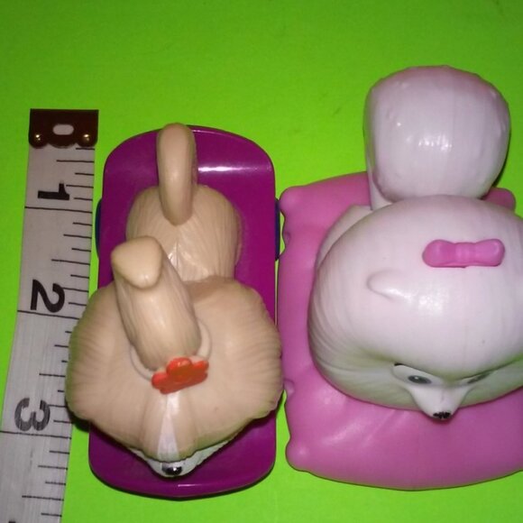 The Secret Life of Pets Gidget & Daisy Dog Burger King MCDs Toys - Picture 2 of 5